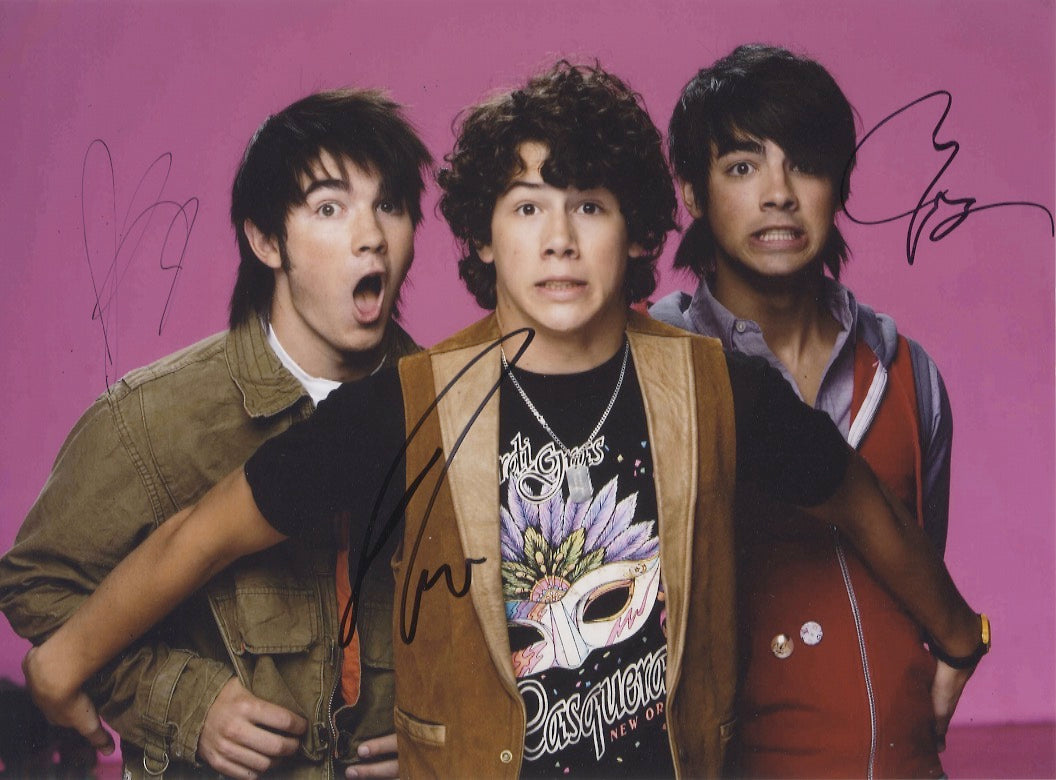 The Jonas Brothers 8x10 signed photo