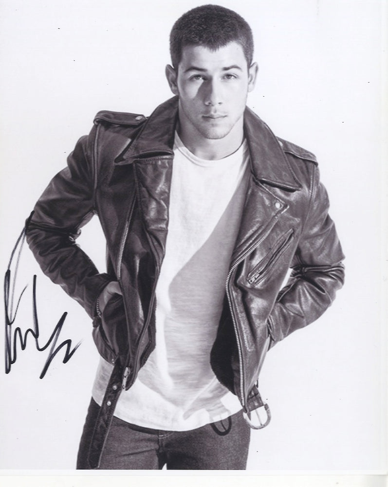 Nick Jonas 8x10 signed photo